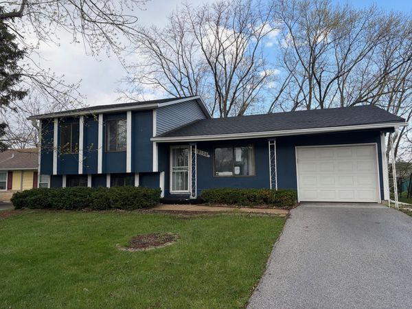 18106 Charlemagne Avenue , Hazel Crest, IL 60429