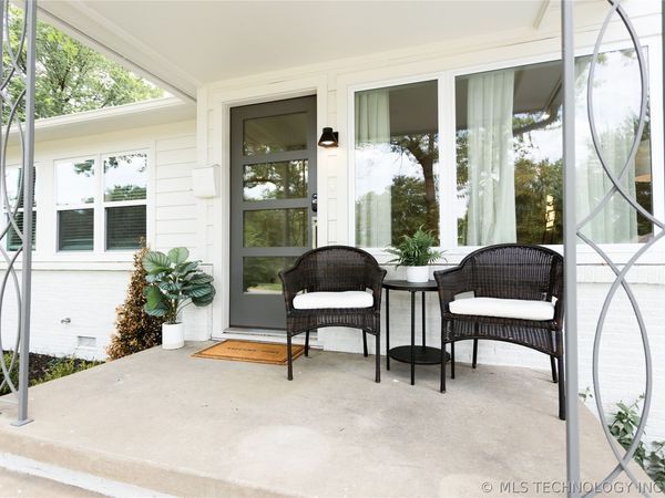 2818 S Pittsburg Avenue , Tulsa, OK 74114