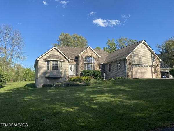 3112 Seminole Loop, Crossville, TN 38572