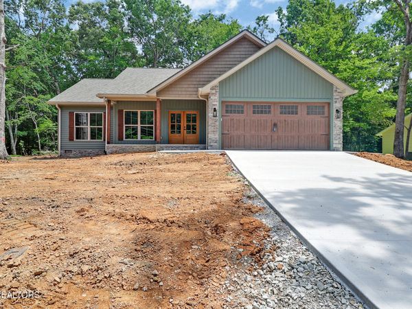 136 Pomeroy Drive, Fairfield Glade, TN 38558