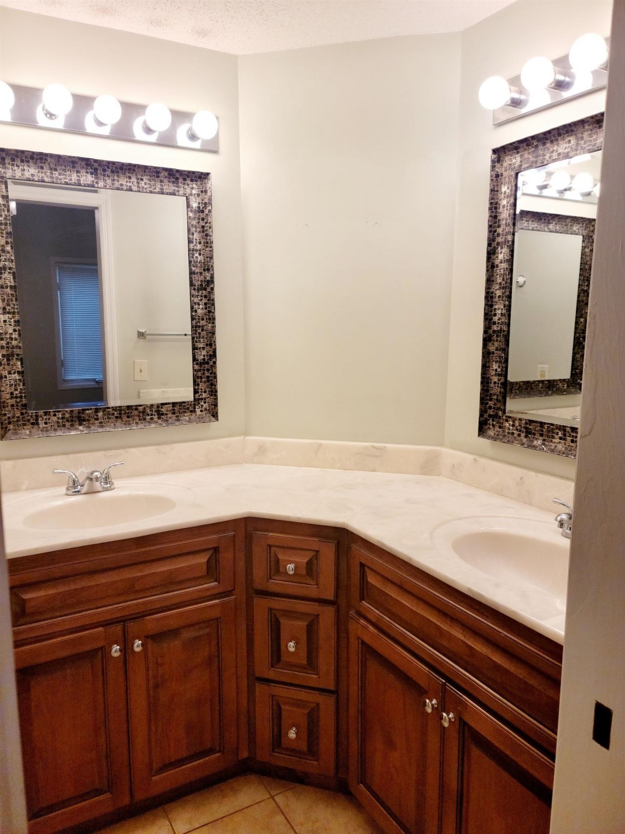 1221 Tidewater Dr.  Photo 7