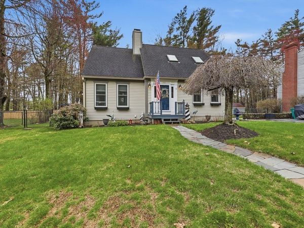 294 Stoneybrook Rd, Fitchburg, MA 01420