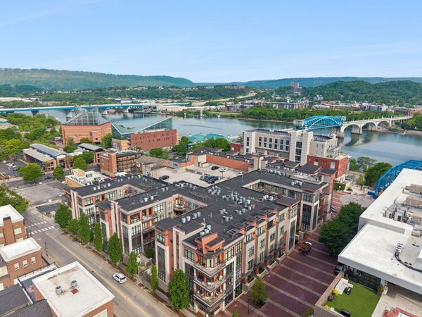 129 Walnut Street, Chattanooga, TN 37403