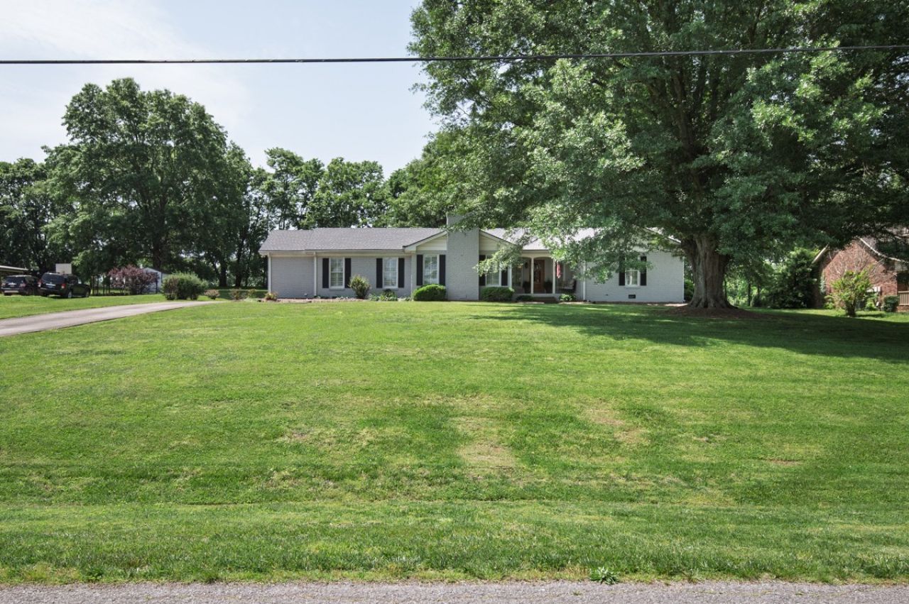 112 Herman Harrison Dr, Hendersonville, TN 37075 Main Photo