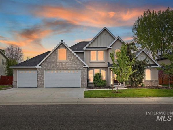 462 S Waterton Ave, Eagle, ID 83616