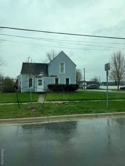 607 Toledo Street, Dundee Vlg, MI 48131 Main Photo
