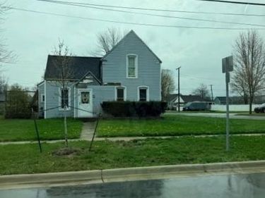 607 Toledo Street, Dundee Vlg, MI 48131