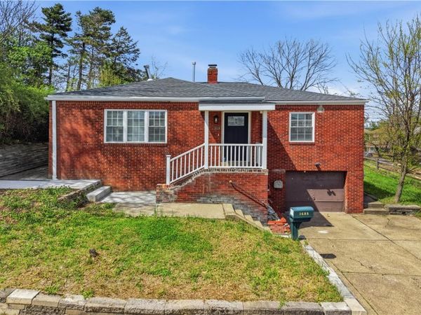 1628 Steuben St, Pittsburgh, PA 15205