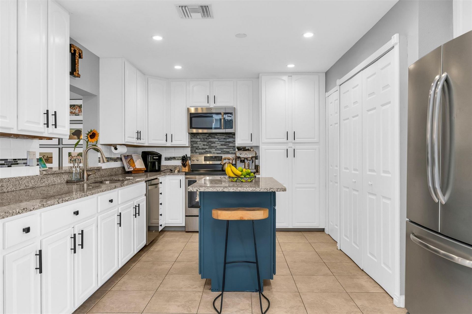 3860 NW 122nd Terrace, Sunrise, FL 33323 Photo