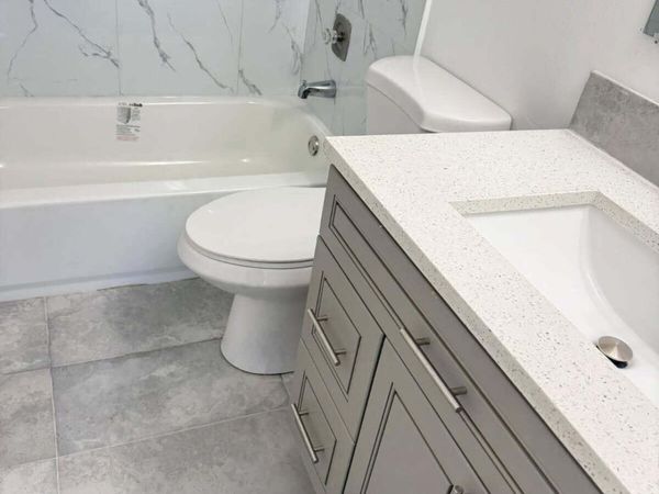 1003 Twin Lakes Drive, Unit 29-c, Coral Springs, FL 33071