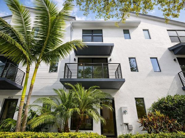 625 NE 22nd Drive, Wilton Manors, FL 33305