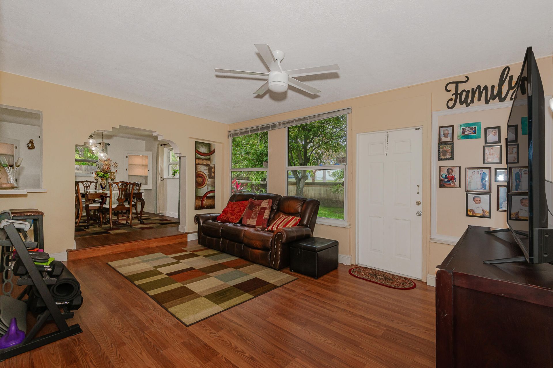 3685 NW 43rd Place, Lauderdale Lakes, FL 33309 Photo