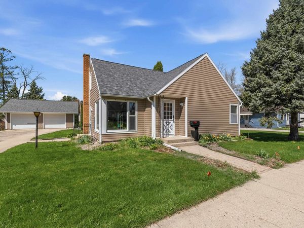 514 S University Avenue, Beaver Dam, WI 53916