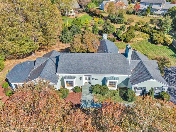 7323 La Marre CIR, Roanoke, VA 24019