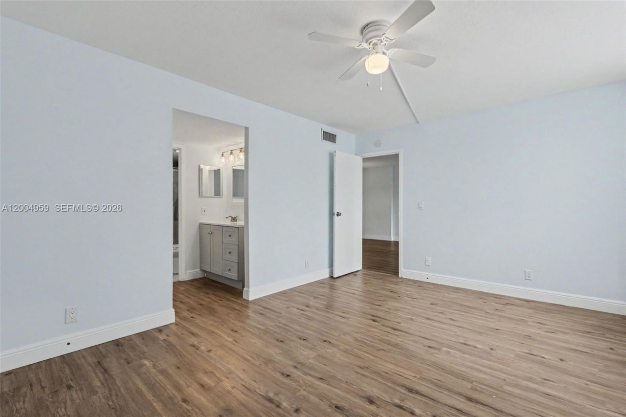 1402 NW 80th Ave , Unit 302, Margate, FL 33063 Photo