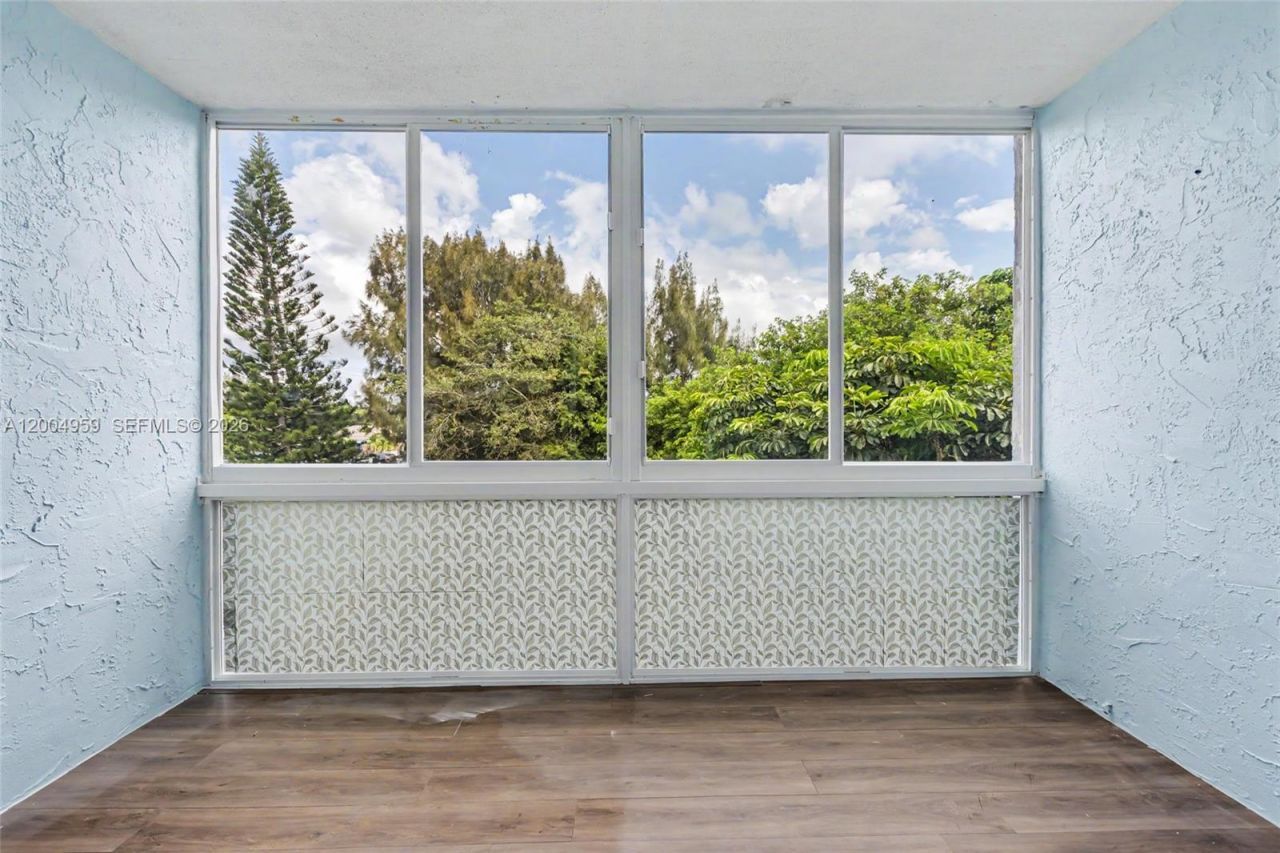 1402 NW 80th Ave , Unit 302, Margate, FL 33063 Photo