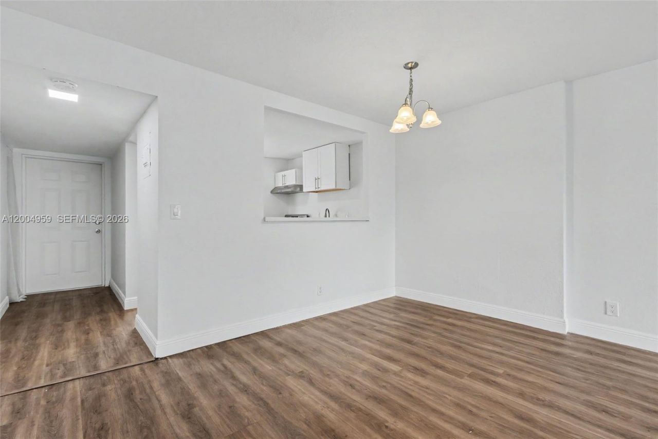 1402 NW 80th Ave , Unit 302, Margate, FL 33063 Photo