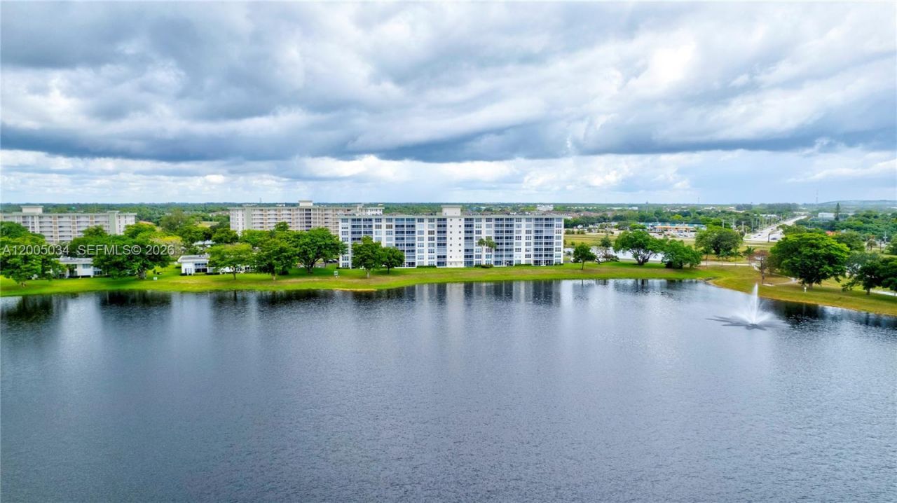 3091 N Course Dr , Unit 702, Pompano Beach, FL 33069 Photo