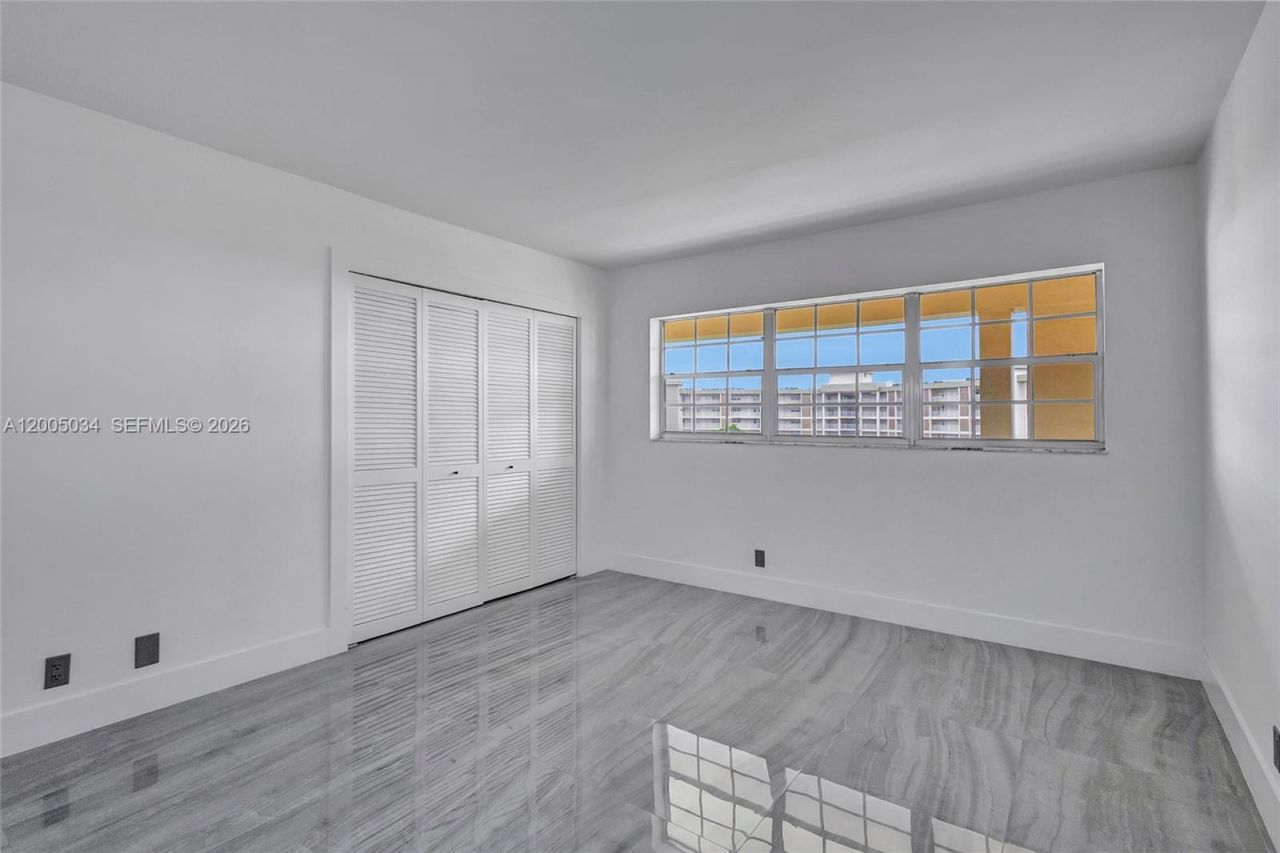 3091 N Course Dr , Unit 702, Pompano Beach, FL 33069 Photo
