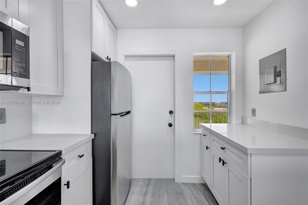 3091 N Course Dr , Unit 702, Pompano Beach, FL 33069 Photo