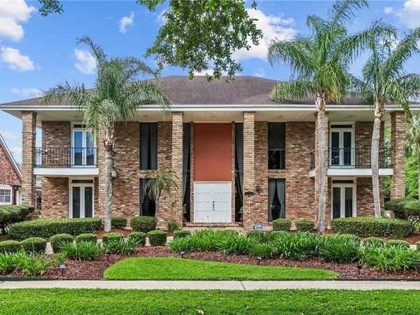 1 RUE ROYALE, Metairie, LA 70002