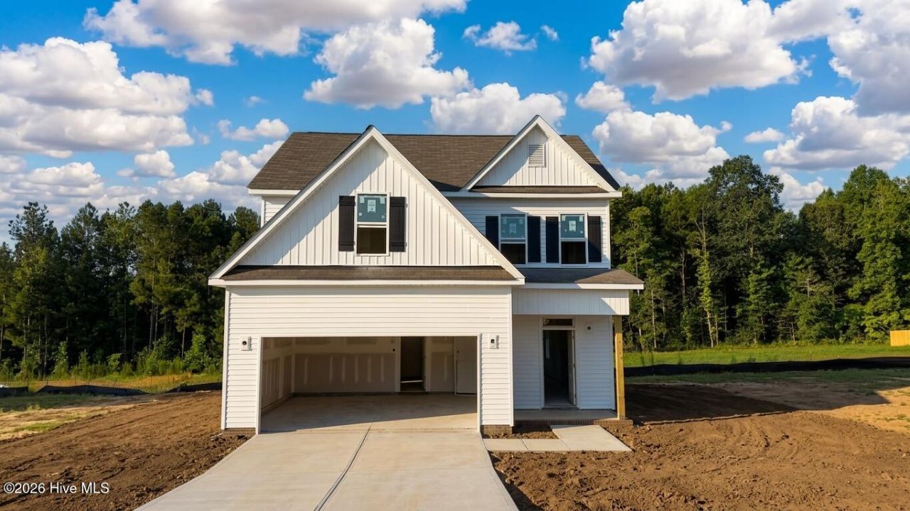 664 Springtooth Drive, Zebulon, NC 27597 Main Photo