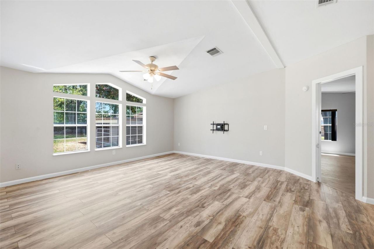 8606 Boyt Road , Zephyrhills, FL 33540 Photo