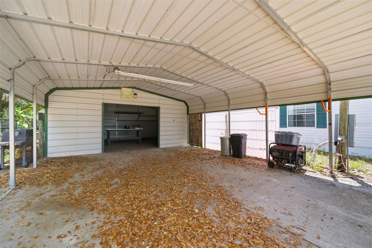 8606 Boyt Road , Zephyrhills, FL 33540 Photo