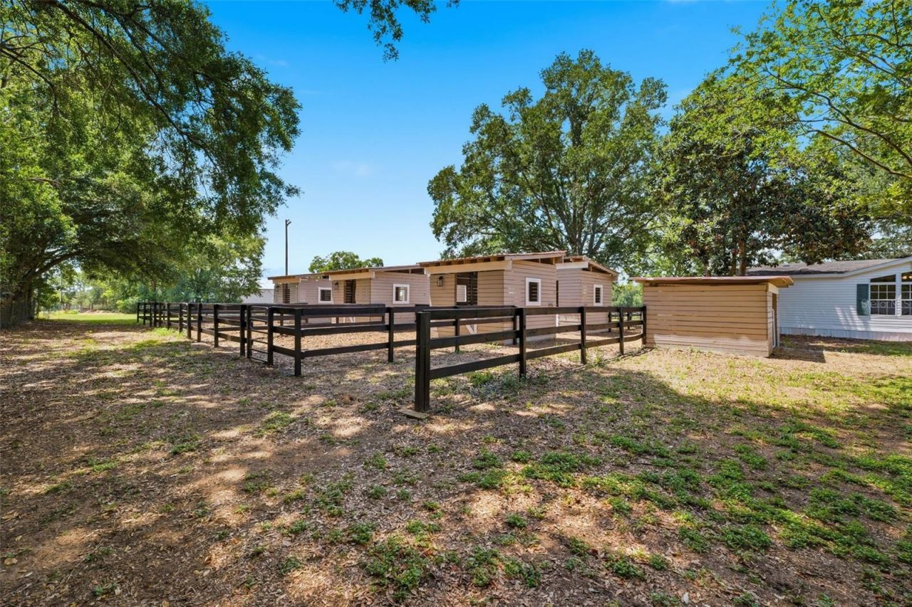 8606 Boyt Road , Zephyrhills, FL 33540 Photo