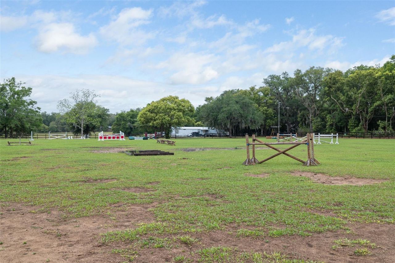 8606 Boyt Road , Zephyrhills, FL 33540 Photo