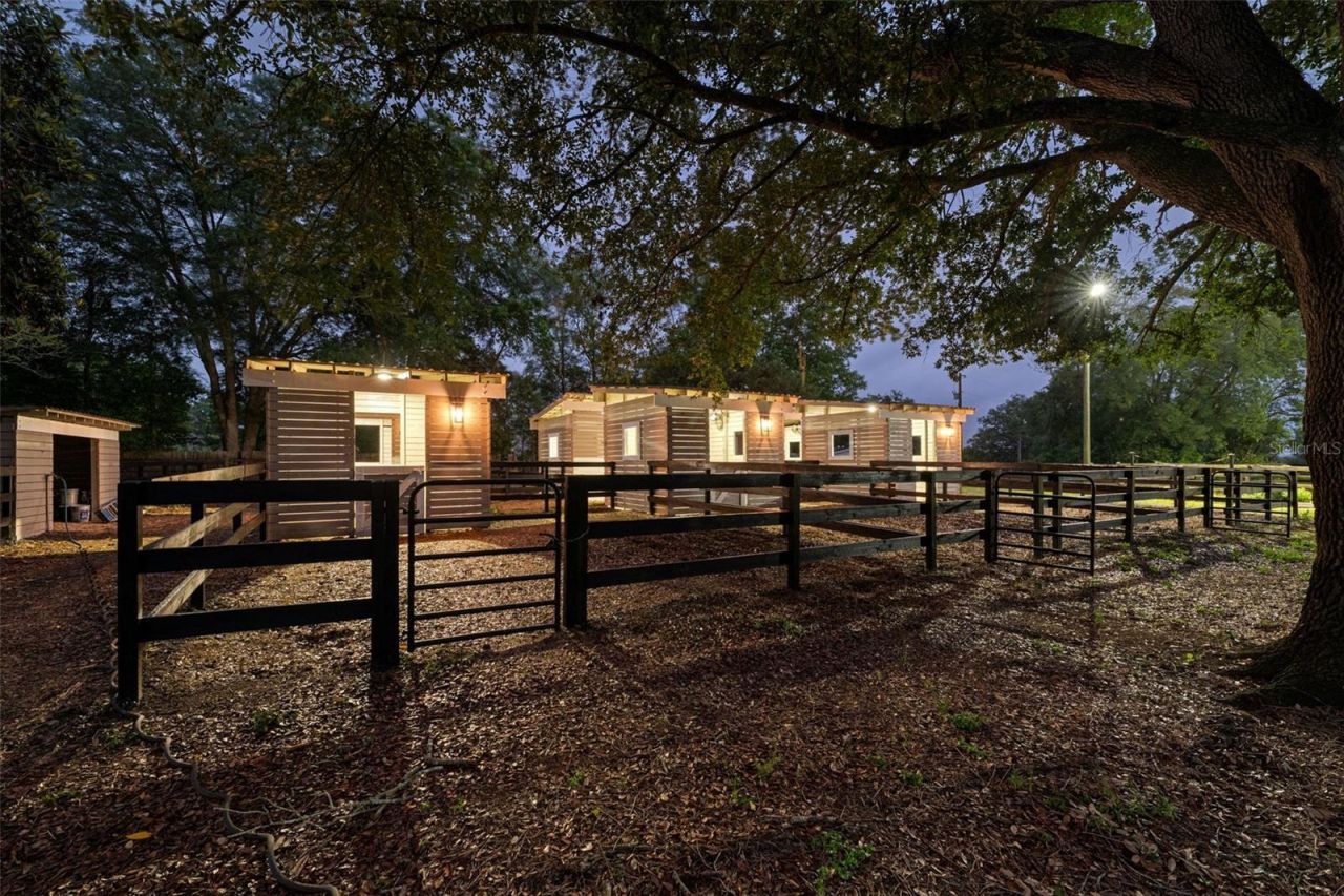 8606 Boyt Road , Zephyrhills, FL 33540 Photo