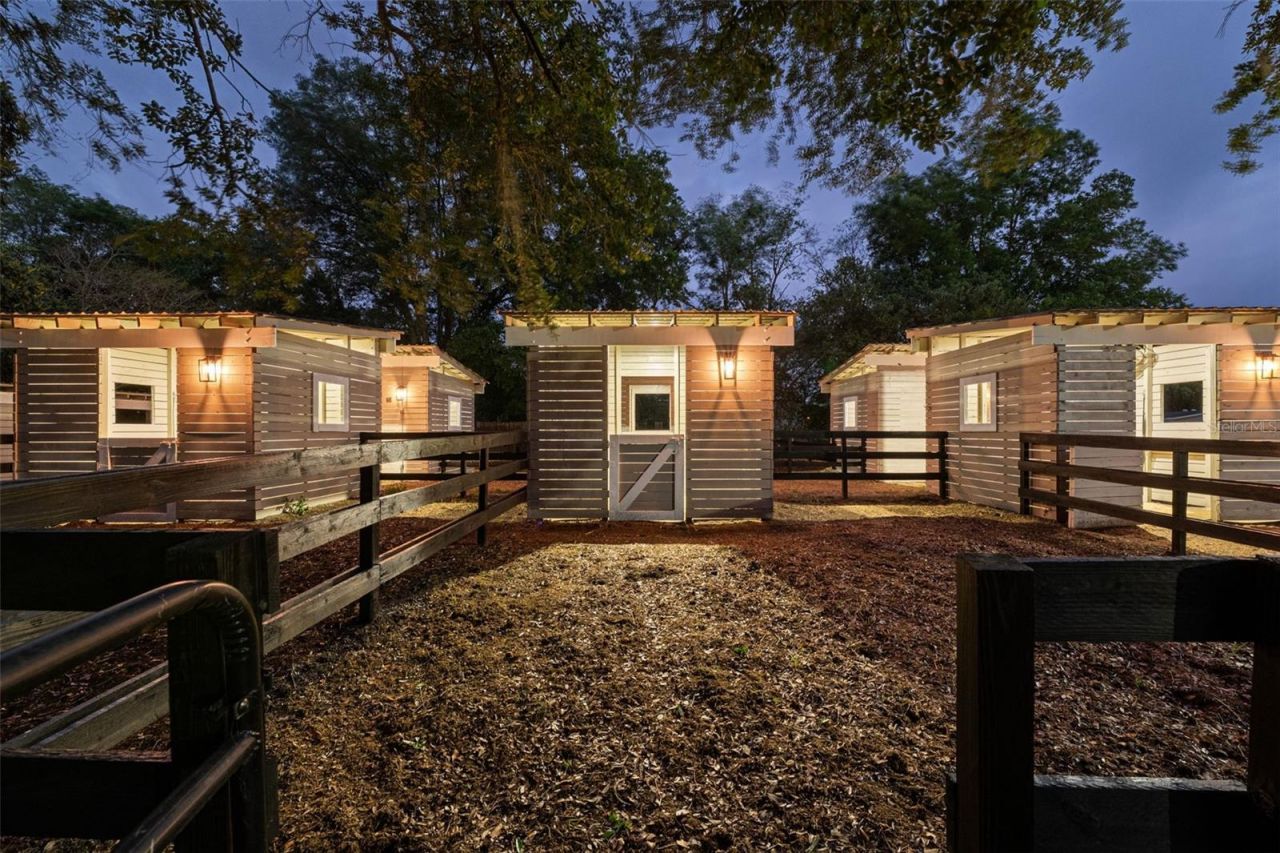 8606 Boyt Road , Zephyrhills, FL 33540 Photo