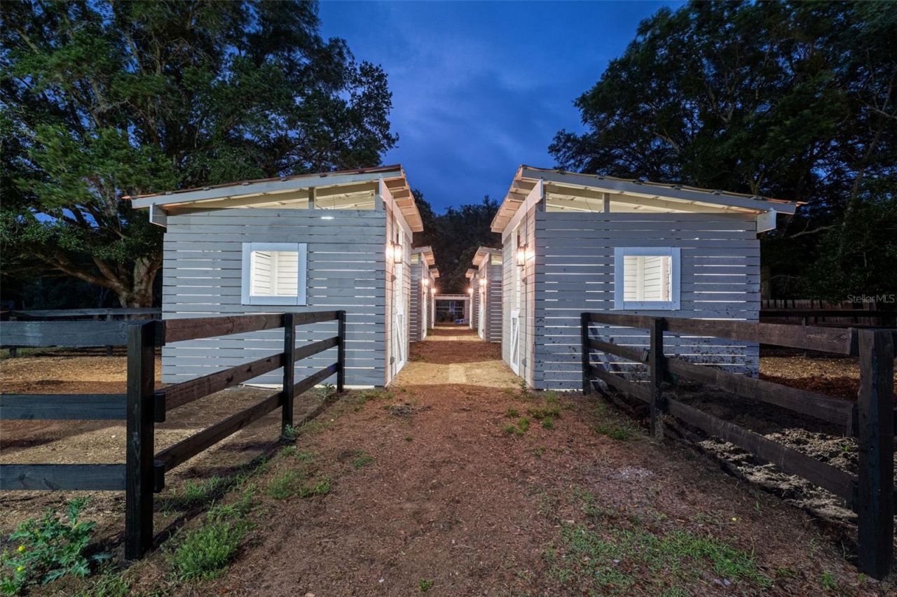 8606 Boyt Road , Zephyrhills, FL 33540 Photo