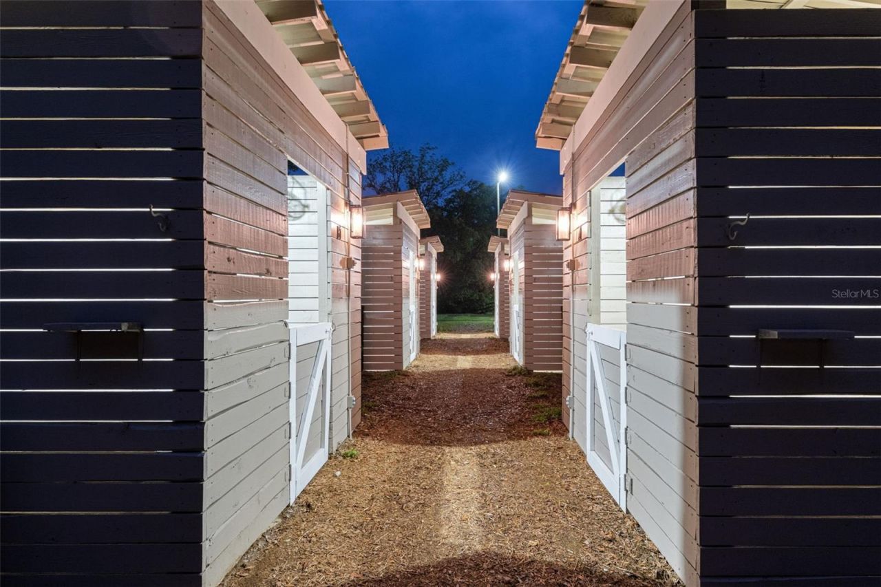 8606 Boyt Road , Zephyrhills, FL 33540 Photo