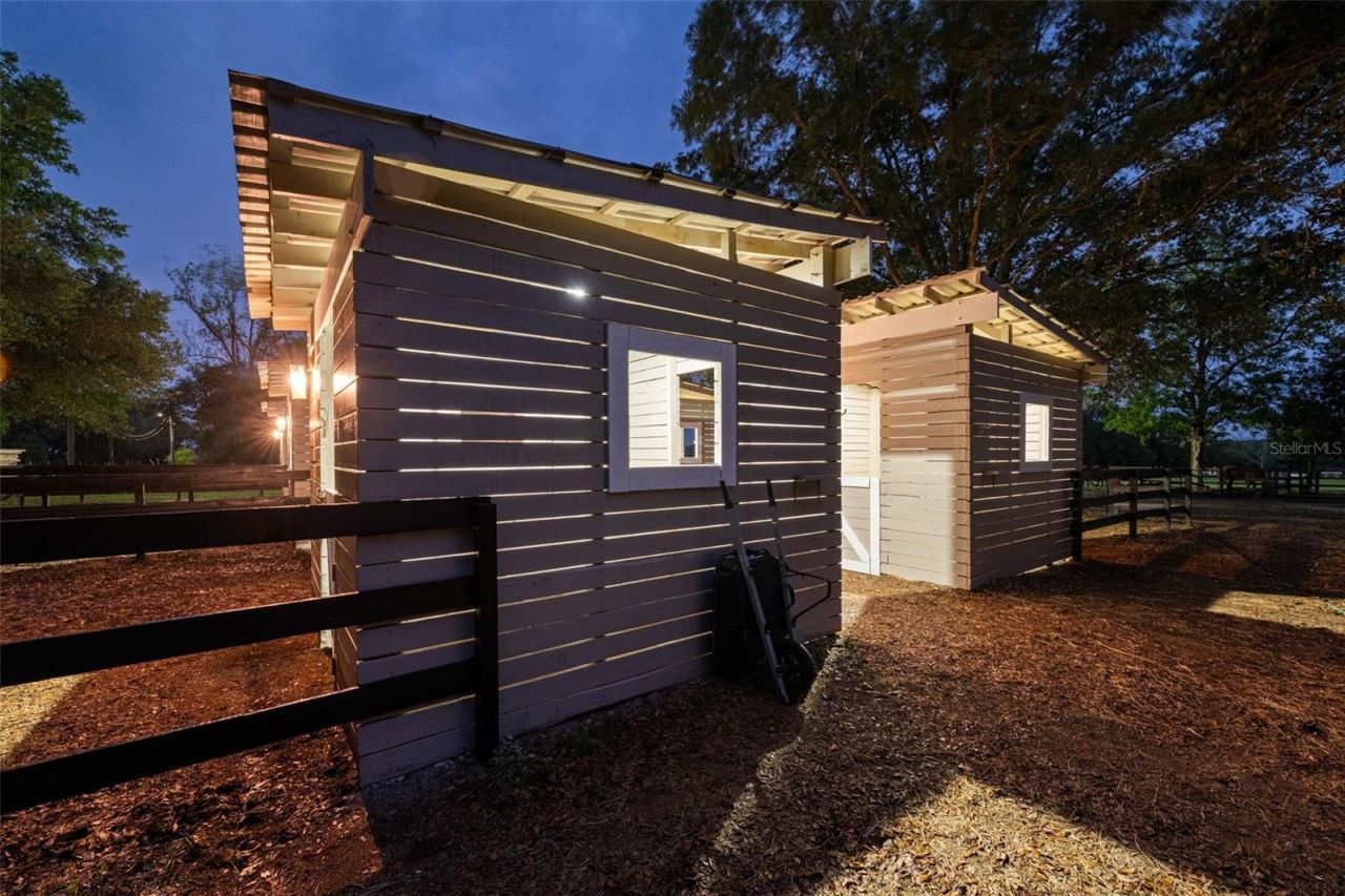 8606 Boyt Road , Zephyrhills, FL 33540 Photo