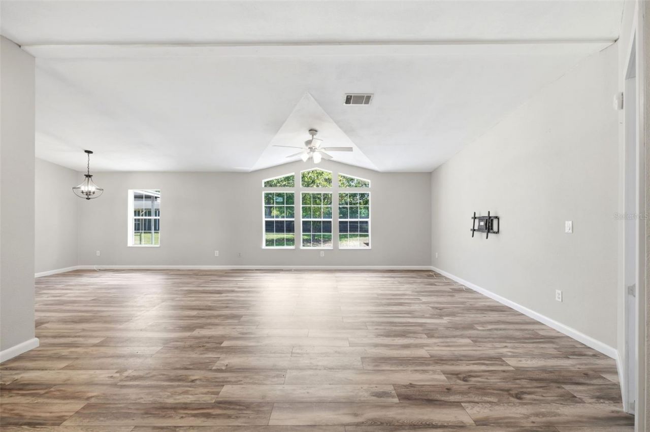 8606 Boyt Road , Zephyrhills, FL 33540 Photo