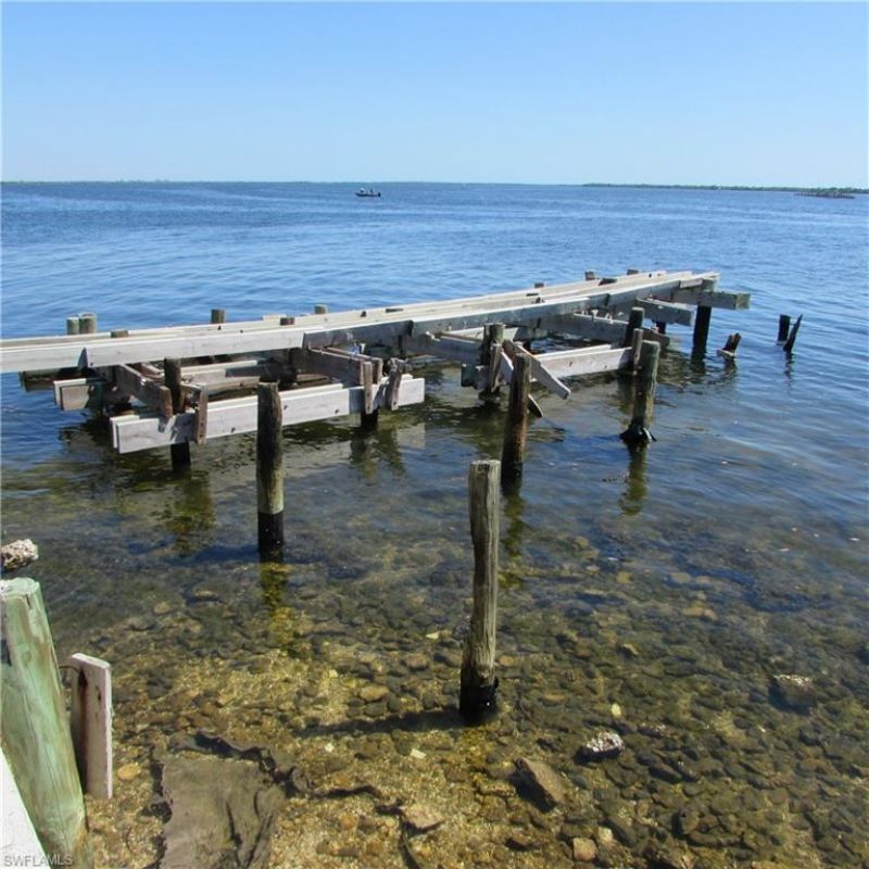 4331 Pine Island Rd Nw, Matlacha, FL 33993 Photo