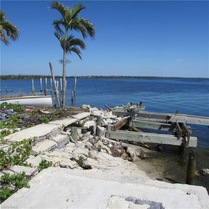 4331 Pine Island Rd Nw, Matlacha, FL 33993 Photo