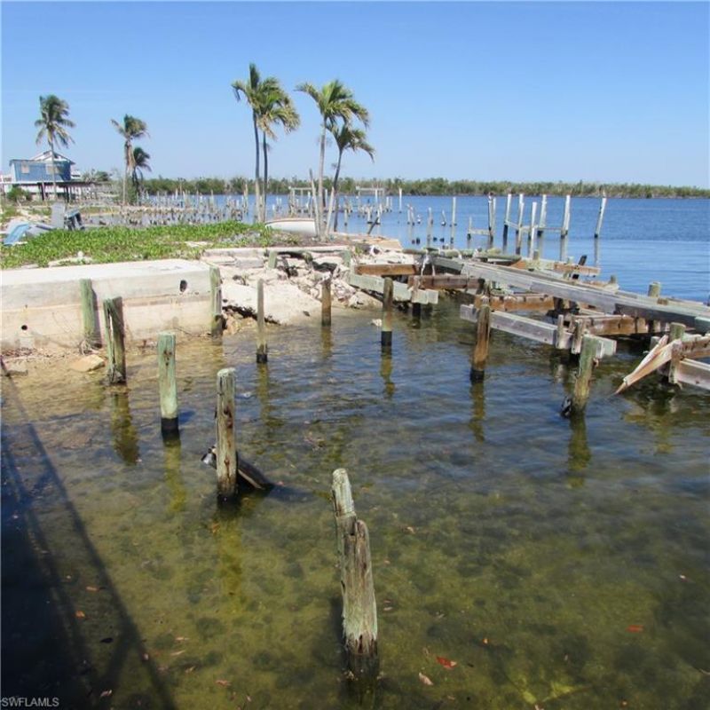 4331 Pine Island Rd Nw, Matlacha, FL 33993 Photo