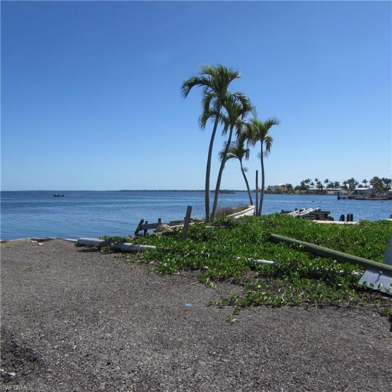 4331 Pine Island Rd Nw, Matlacha, FL 33993 Photo