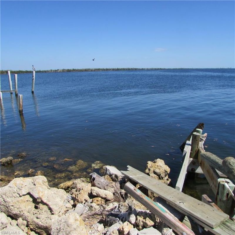 4331 Pine Island Rd Nw, Matlacha, FL 33993 Photo
