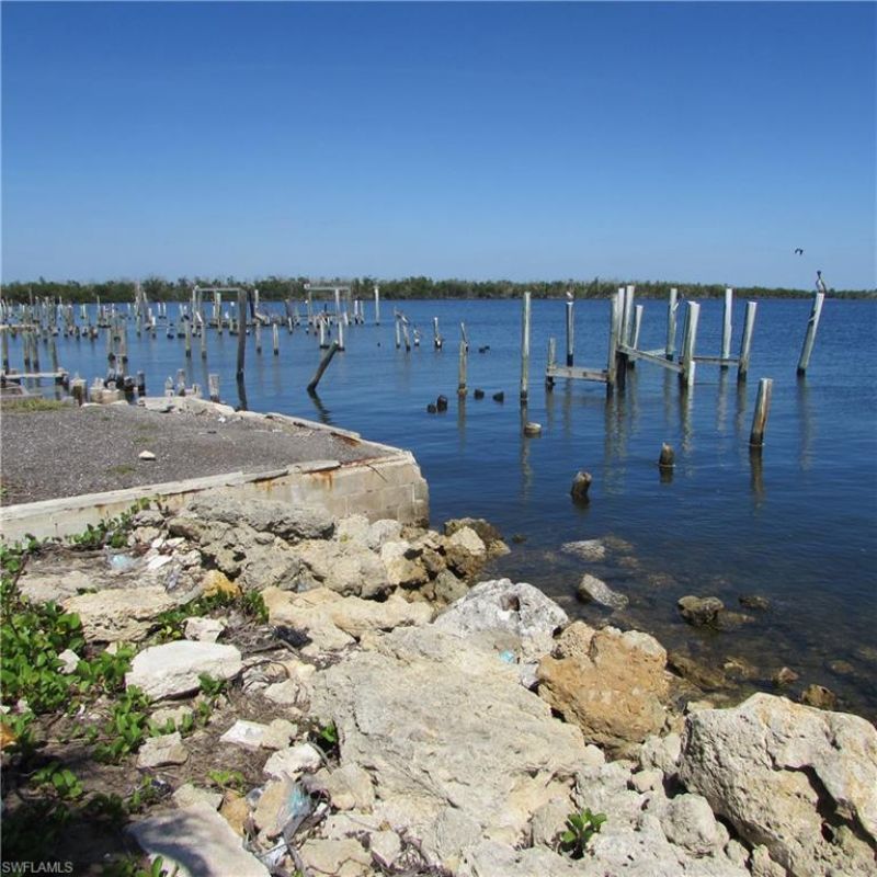 4331 Pine Island Rd Nw, Matlacha, FL 33993 Photo