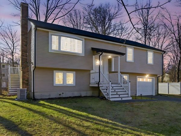 17 Salvia Dr, Milford, MA 01757