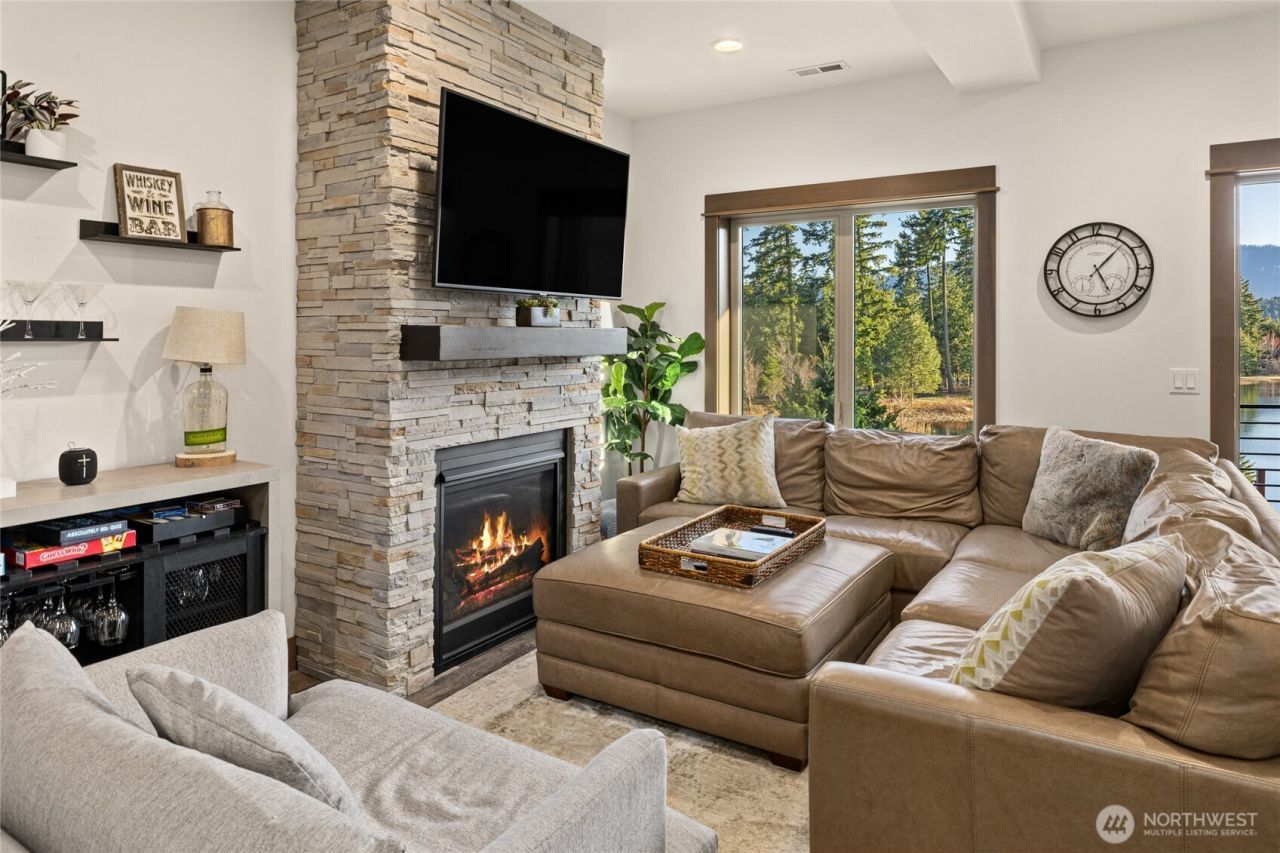 100 Wildflower Loop , Cle Elum, WA 98922