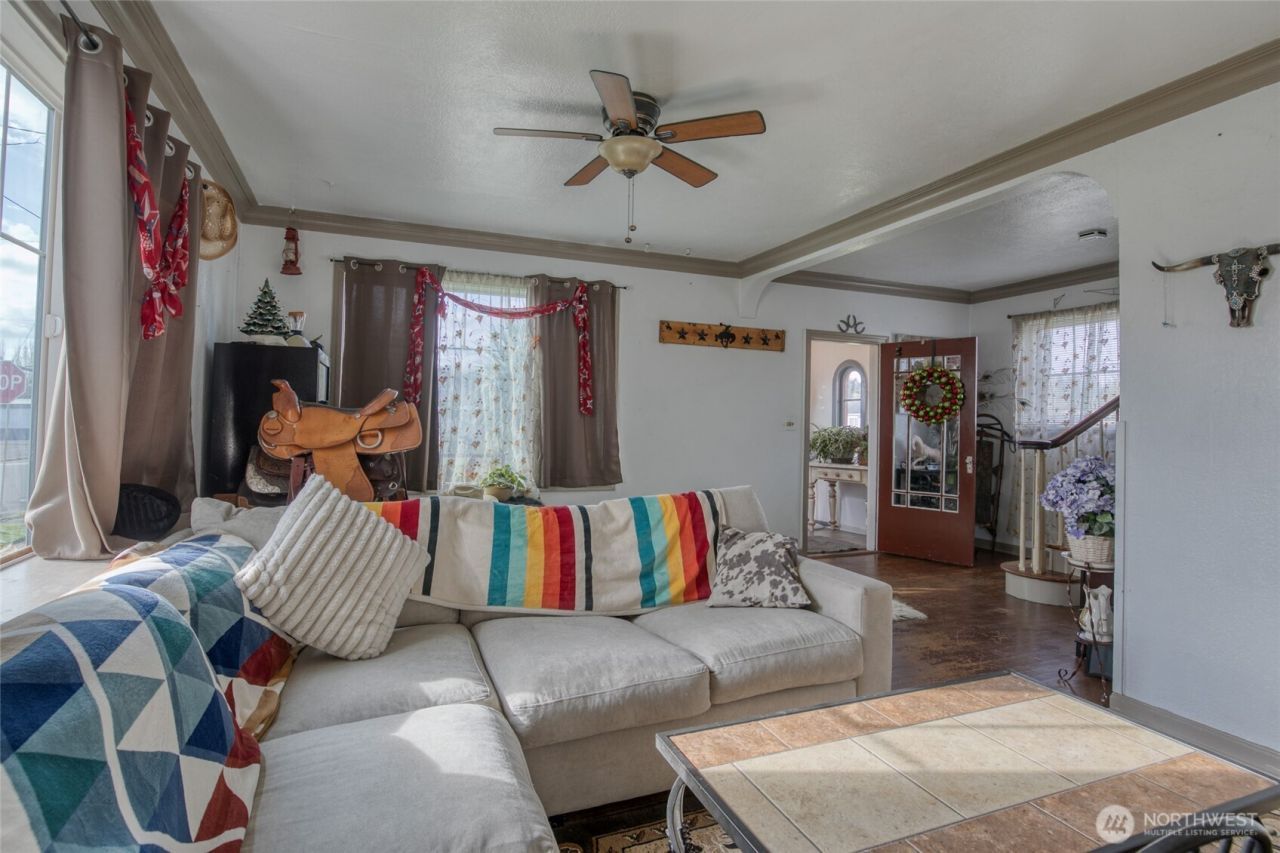 823 W 3rd Street , Aberdeen, WA 98520