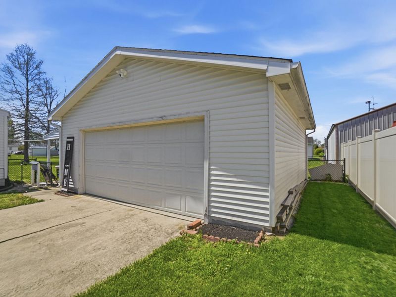 111 S Wagner Avenue, Wapakoneta, OH 45895 Photo 47