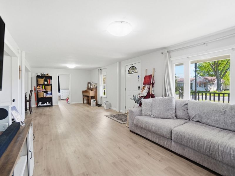 111 S Wagner Avenue, Wapakoneta, OH 45895 Photo 9