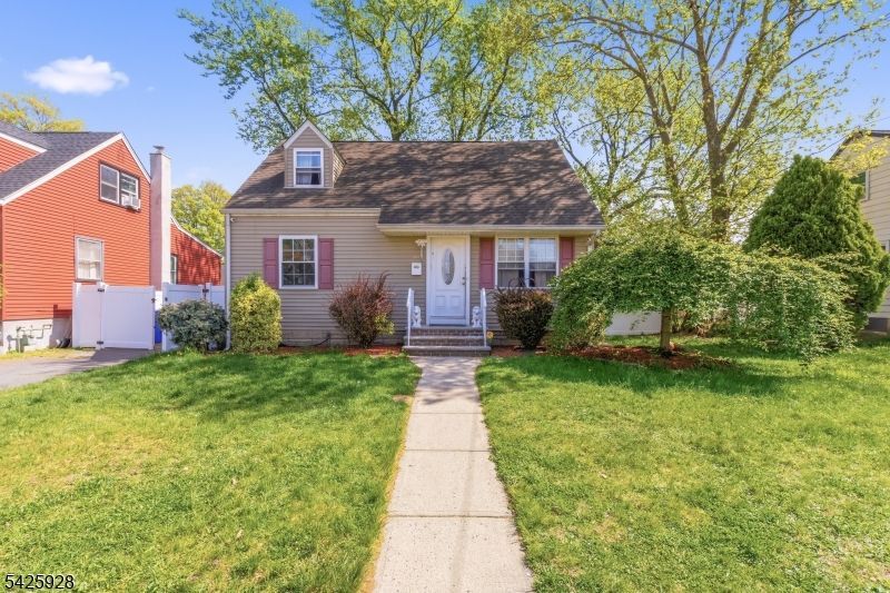 237 Clinton, Woodbridge, NJ 07095 Main Photo