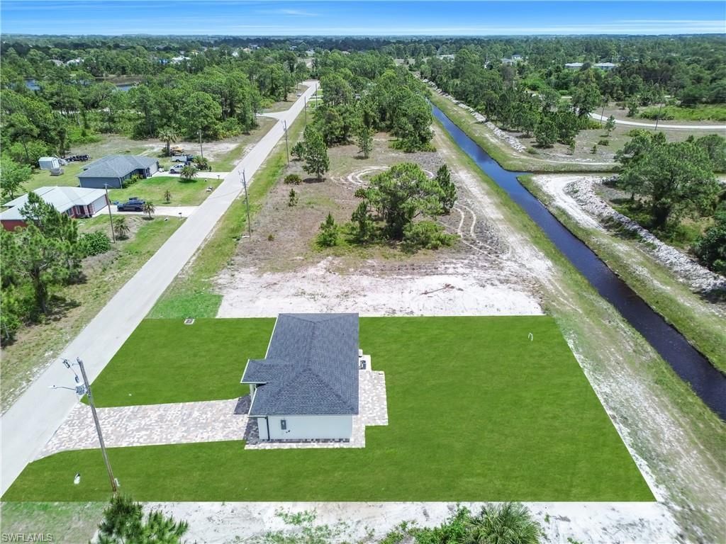 1042 Darlington St, Lehigh Acres, FL 33974 Photo