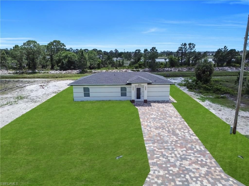 1042 Darlington St, Lehigh Acres, FL 33974 Photo